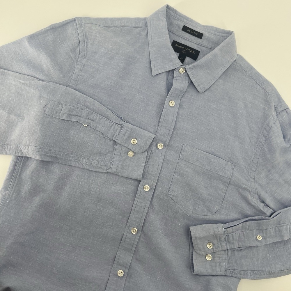Banana Republic Slim Fit Size Medium Light Blue Linen Blend Button Down